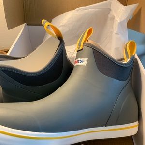 XTRATUF DECK ANKLE BOOT - GRAY - MENS 11 NIB